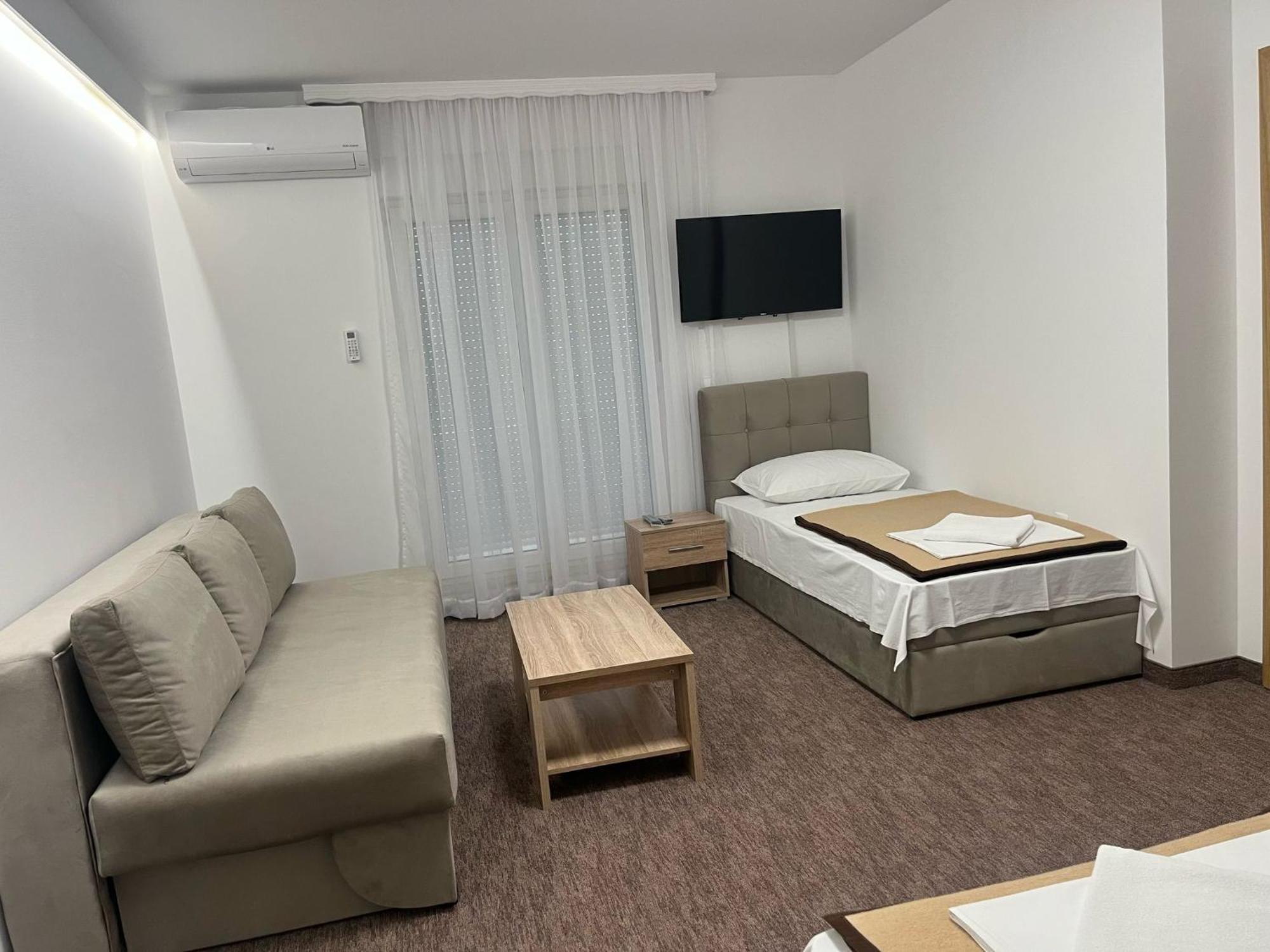 Motel Aura Mostar Exterior foto